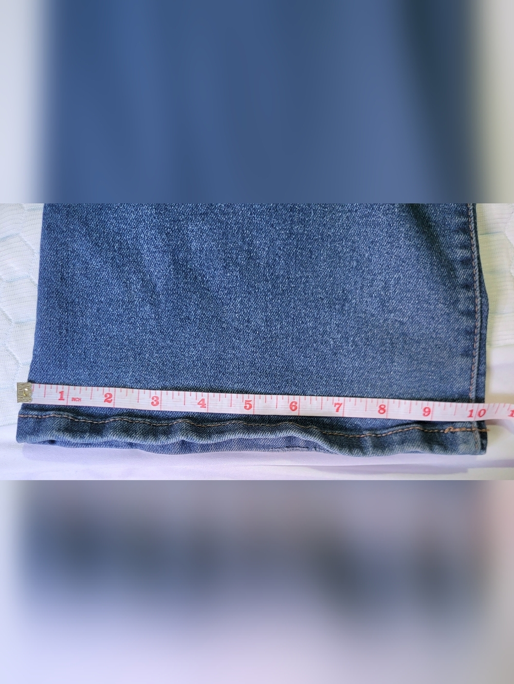 Jessica Simpson High Rise Flared Jeans - Picture 7 of 8